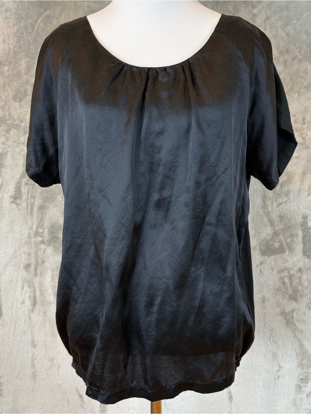 Chicos Classic Black Silk Front Short-Sleeve Blouse Wmn’s 2